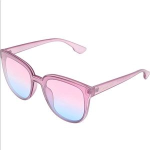 Sam Edelman round UV protective ombré lens Women’s sunglasses 😎
